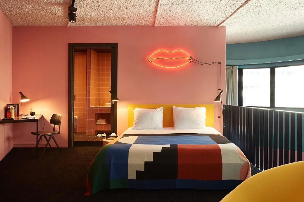 The Social Hub Amsterdam City 4*,